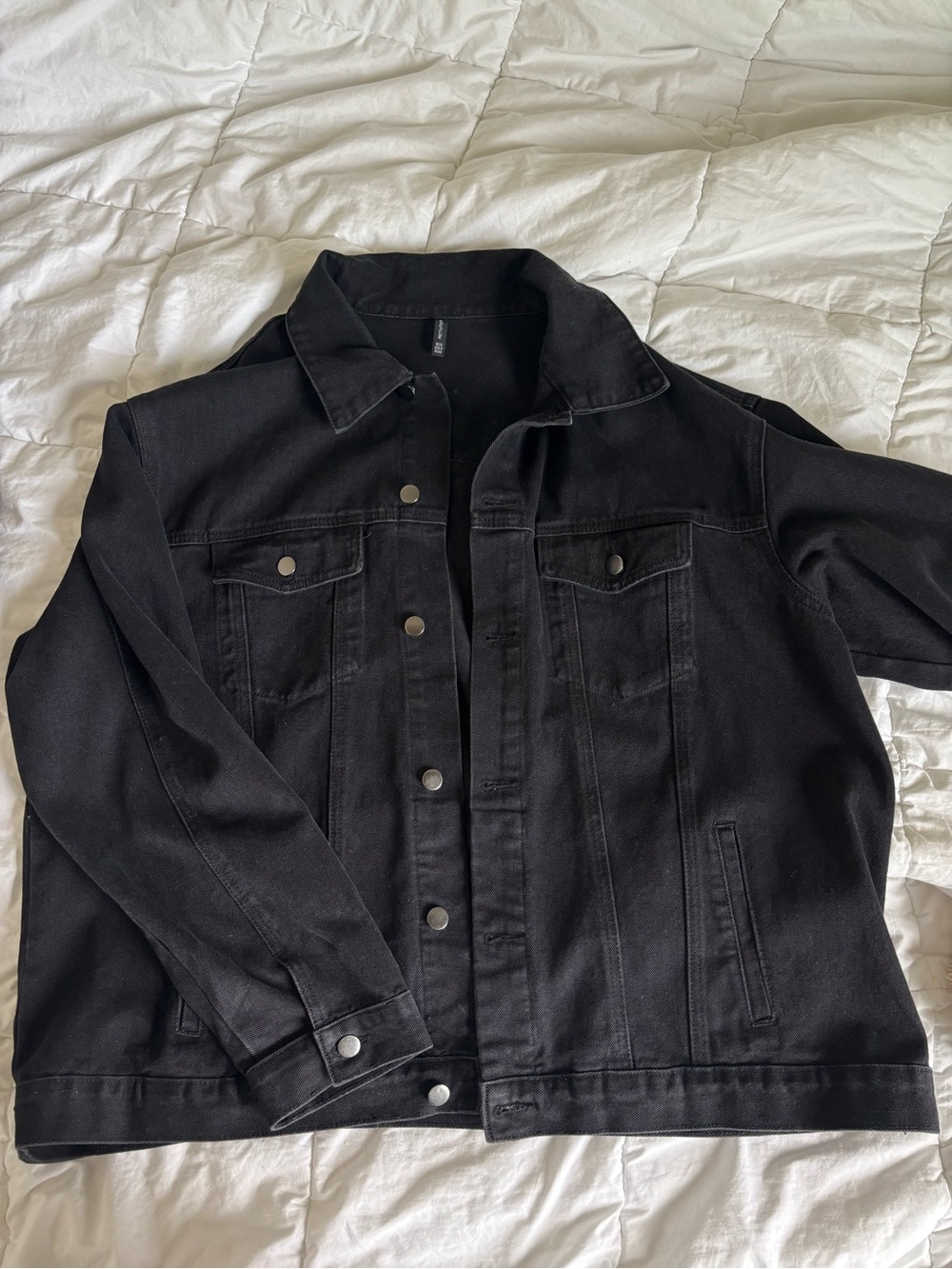PrettyLittleThing Black Denim Jacket